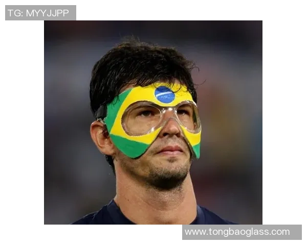 手把手教你制作足球球星纸面具的方法步骤与技巧分享