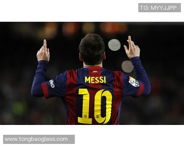 足球巨星传奇故事：从梅西到C罗他们如何改变了世界足球的历史